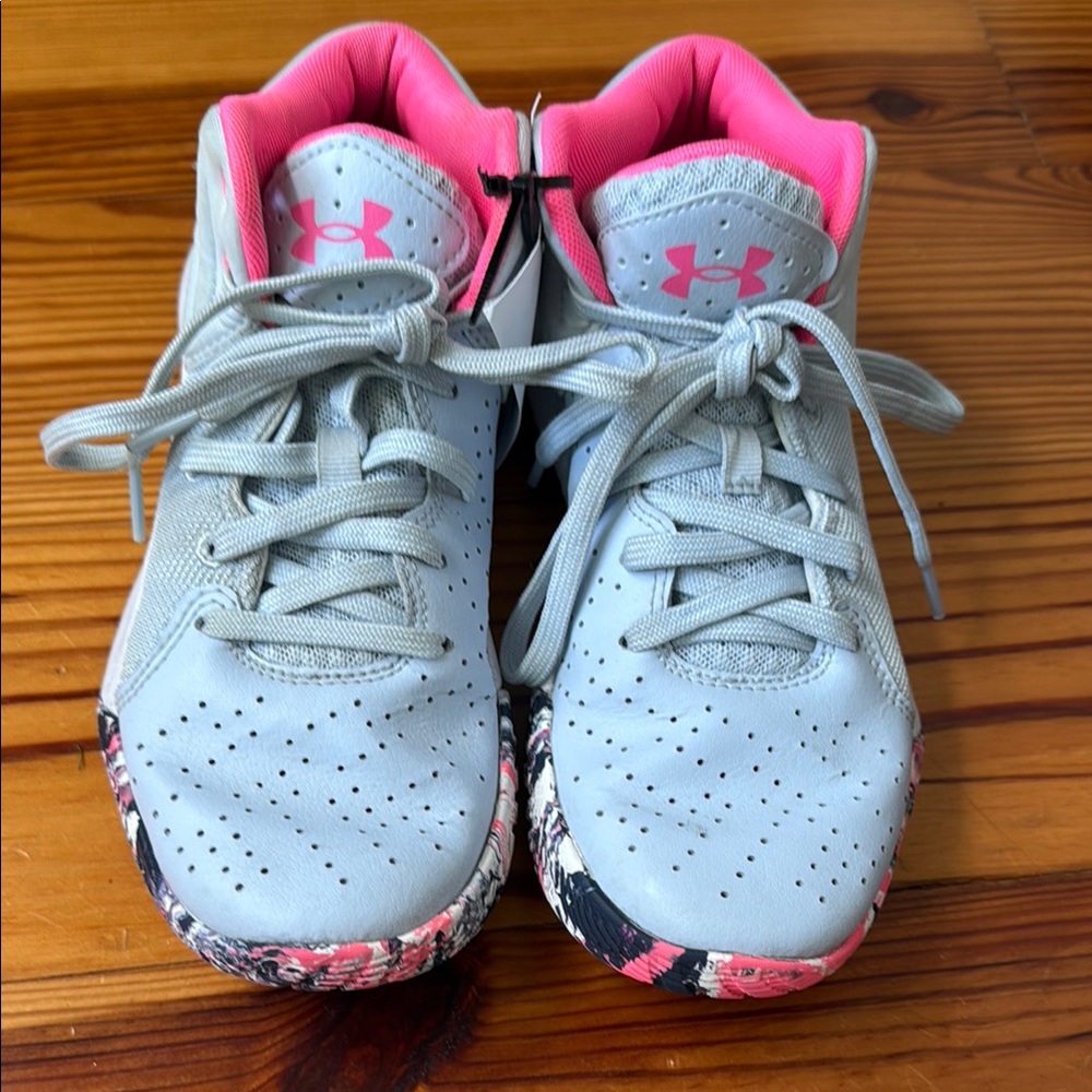 Under Armour Light Gray and Pink Athletic Shoes